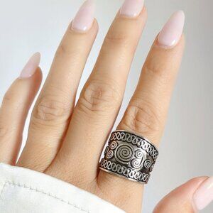 Bold Sterling Silver Ring, Oxidized Women Silver Ring, Concave Ring, 925 Stamped